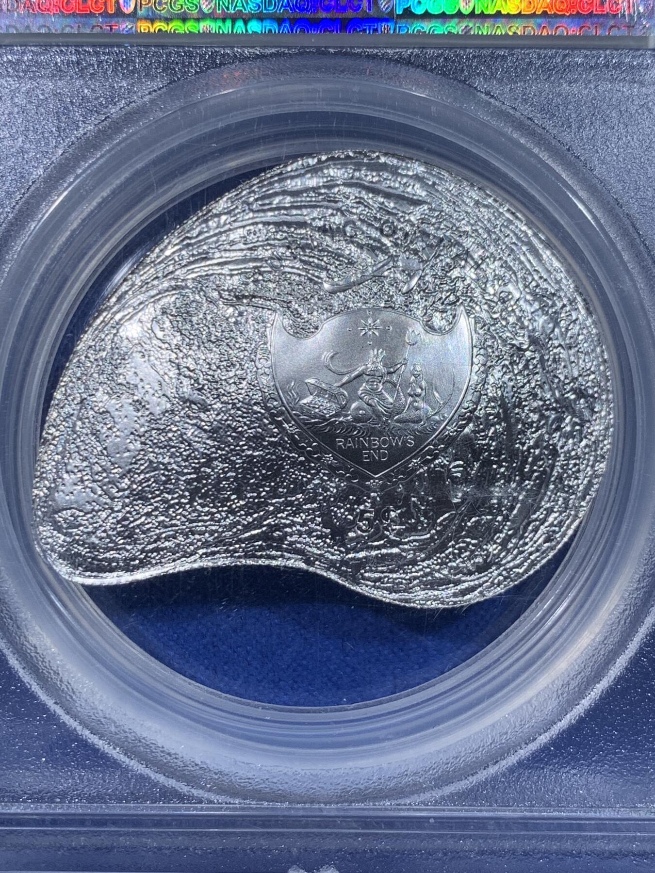 《竞宝斋》第443场 周日，周一，2场连拍 （全场包邮） PCGS PR69 帕劳2014年洋瑰宝4-三角蚌含珠本色（异形）5元精制纪念银币（最美的仿生银币之一  25克，999银，41MM币径，稀有限量发行1500枚，加厚盒，带证书）