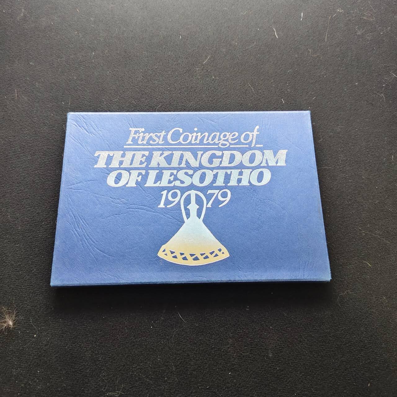【全场包邮】纯粹捡漏拍485场（免费代拍第22场） 莱索托1979年官方发行皇家厂经典信封装精制套币-PS10