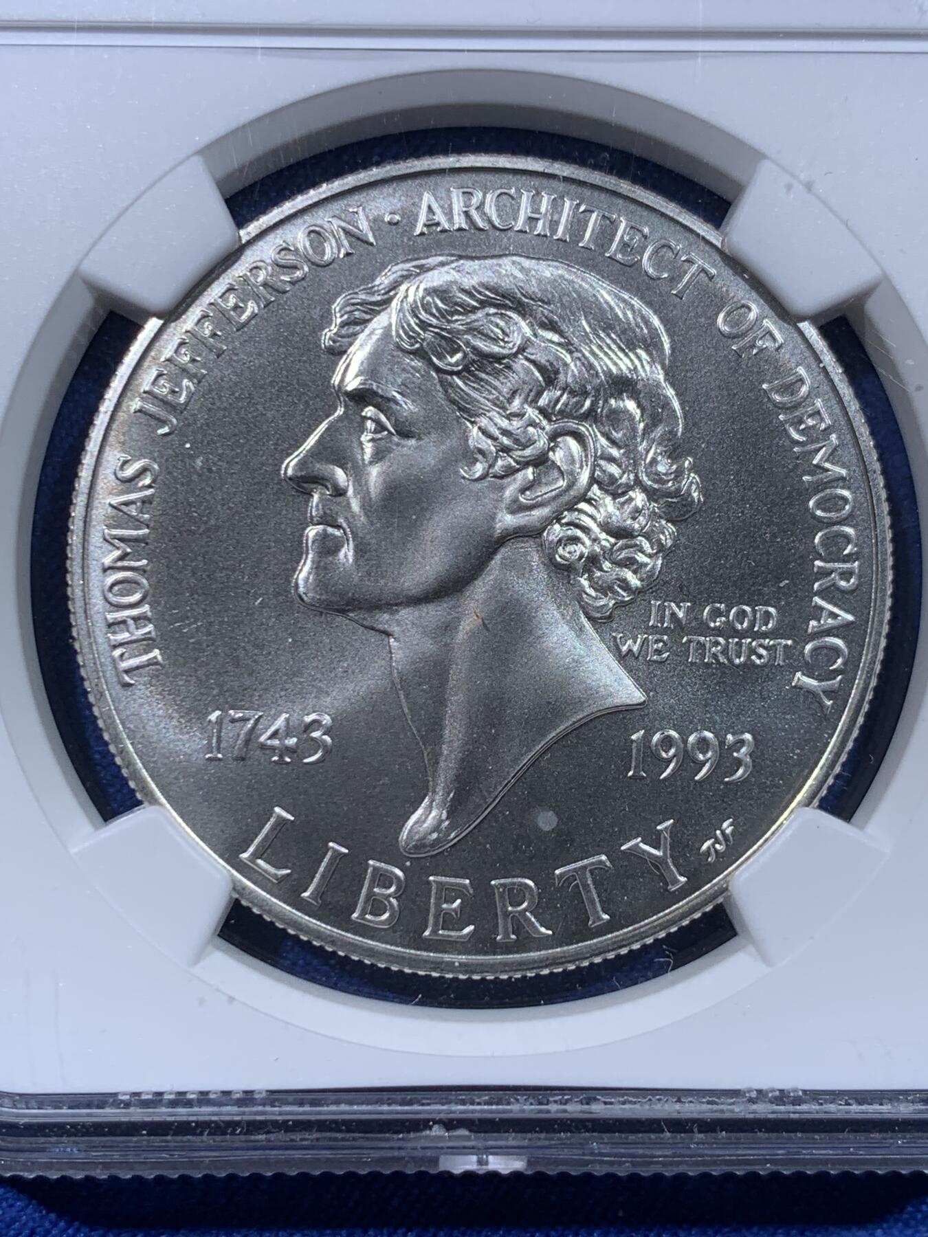 《竞宝斋》第443场 周日，周一，2场连拍 （全场包邮） NGC MS69 美国1993年托马斯·杰斐逊诞辰250周年1美元银币 900银 26.7克 特殊标签 可藏