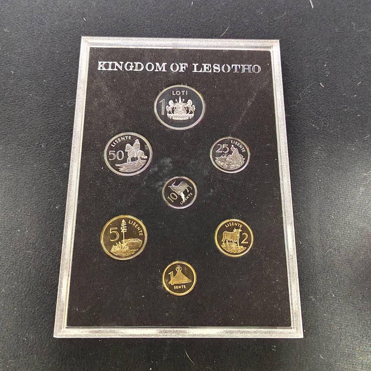 【全场包邮】纯粹捡漏拍485场（免费代拍第22场） 莱索托1979年官方发行皇家厂经典信封装精制套币-PS10