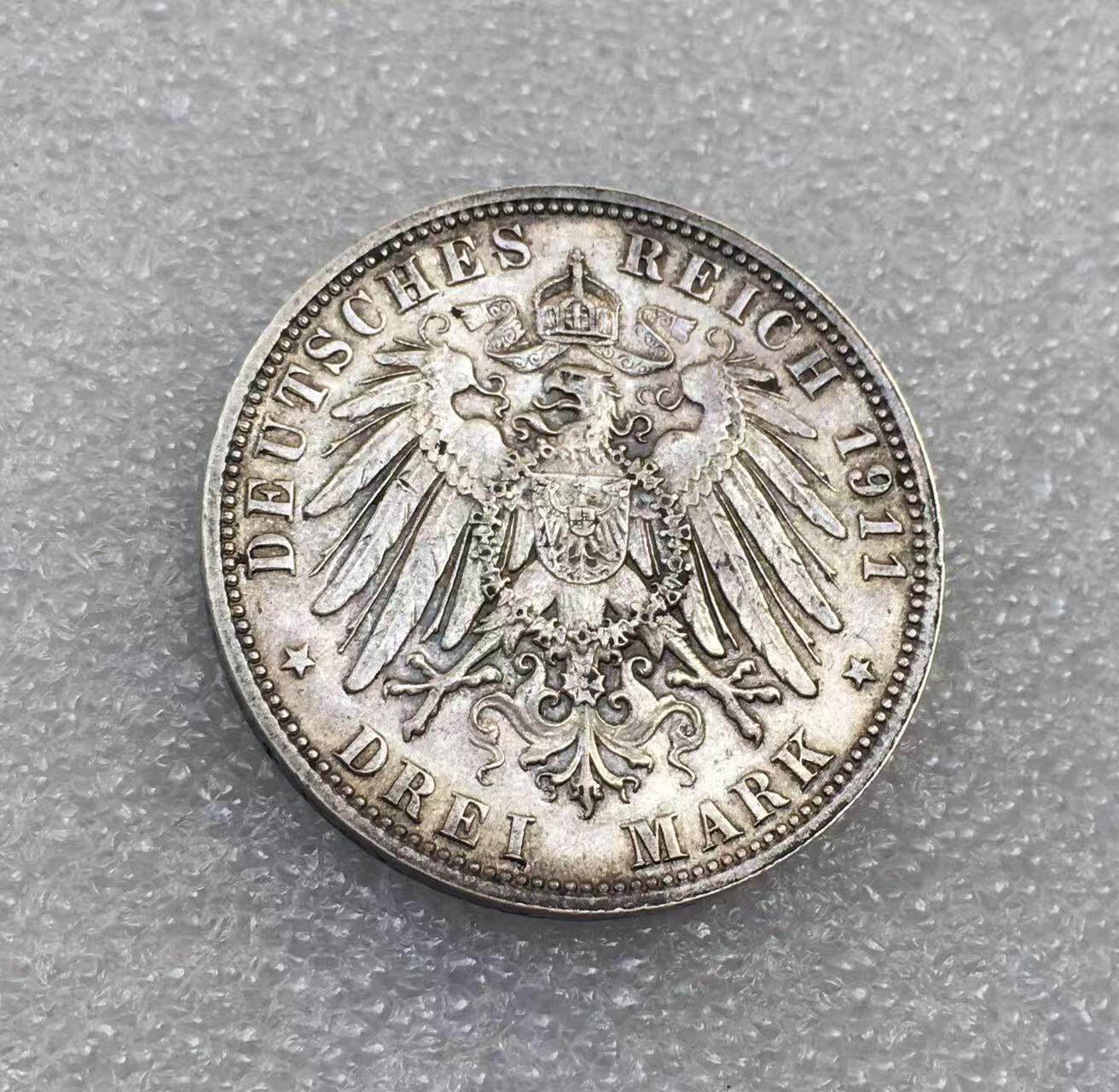 世界钱币专场拍卖 每周二开拍 1911年德国巴伐利亚柳特波德90大寿3马克银币