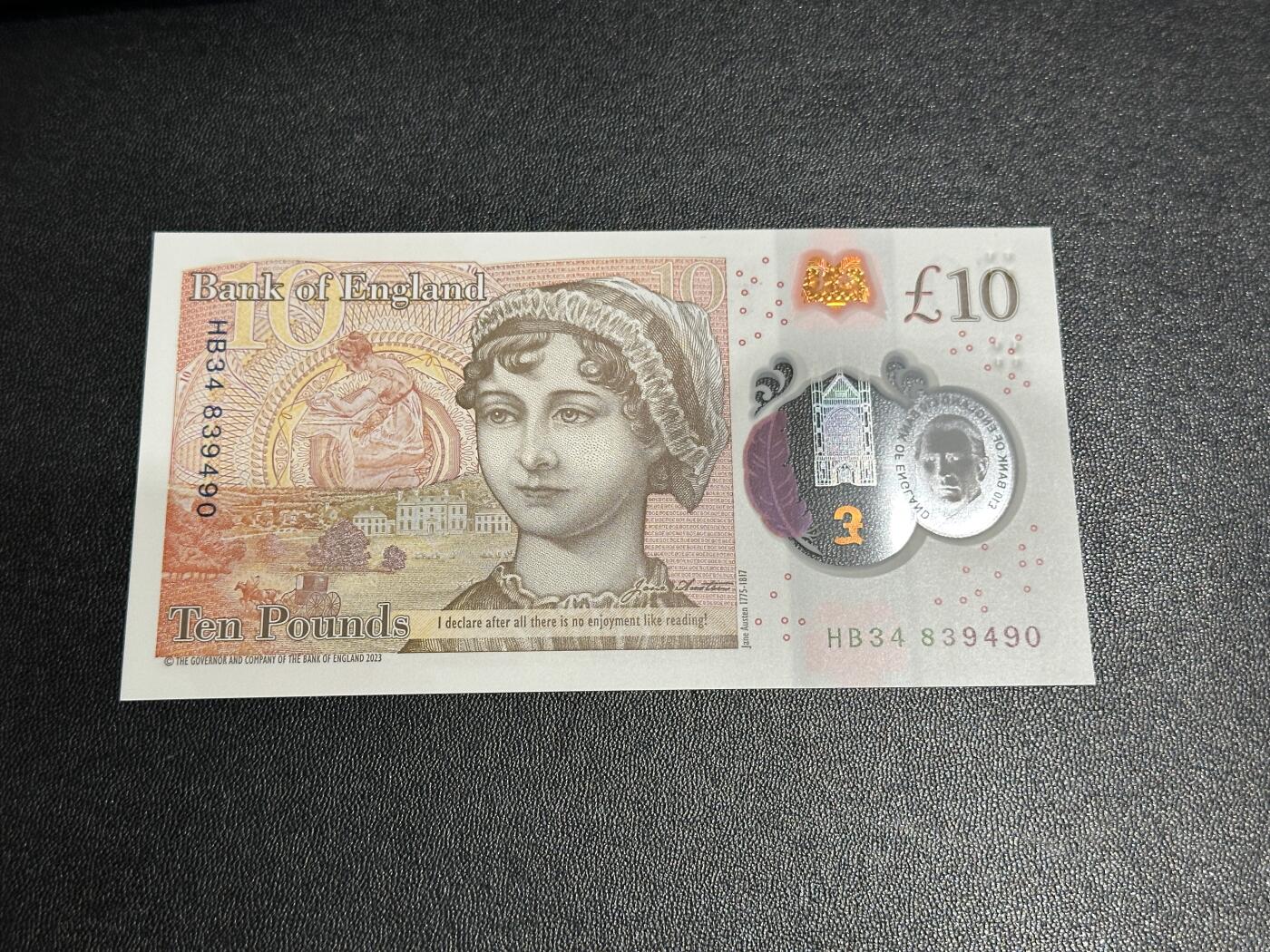 《外钞收藏家》第五百九十期（欧洲强钞、港币、硬通货及丰富裸币大拍场）（本平台长期征集拍品、欢迎藏友们联系合作） 2023年英国查尔斯版10镑 全新UNC