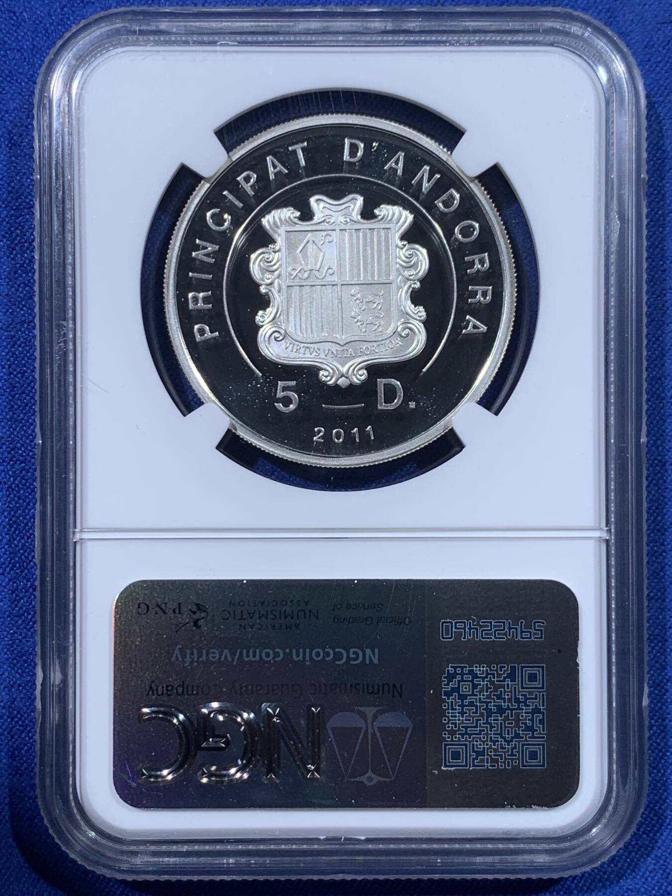 《竞宝斋》第443场 周日，周一，2场连拍 （全场包邮） NGC PF69UC 安道尔2011年比利牛斯山脉的动植物群—鹰银币 925银 15.5克