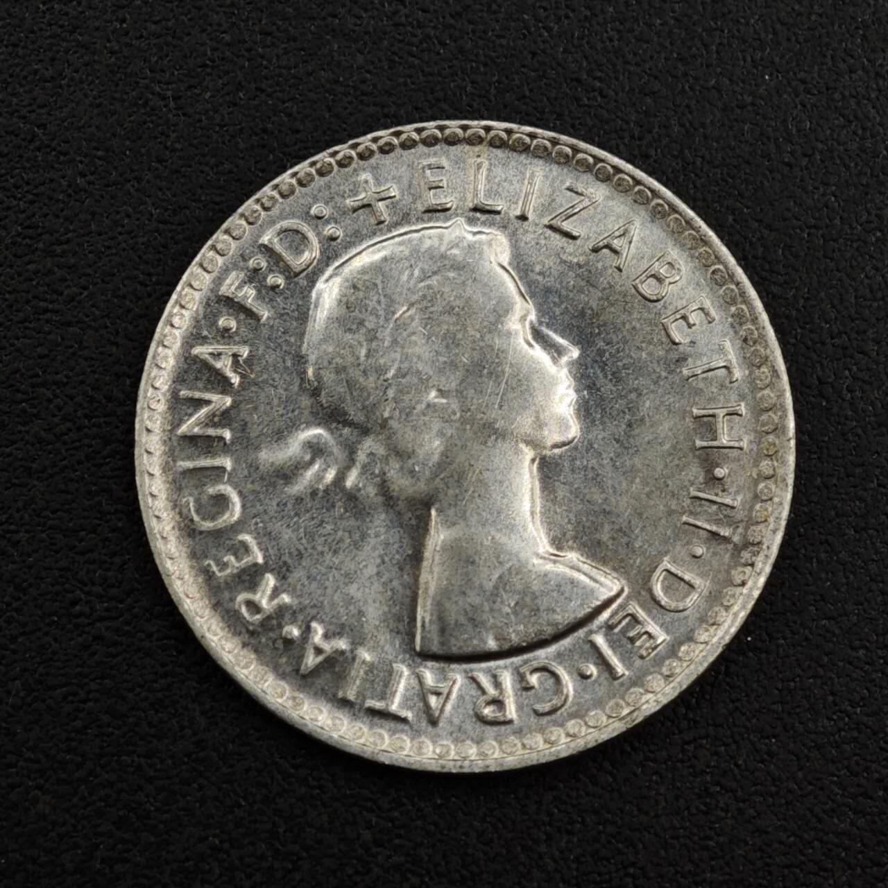 【淘币小摊】实时拍第八百一十三拍   散币场   满百包邮可预留二周 每周一统一发货   澳大利亚1964年伊丽莎白二世3便士银币