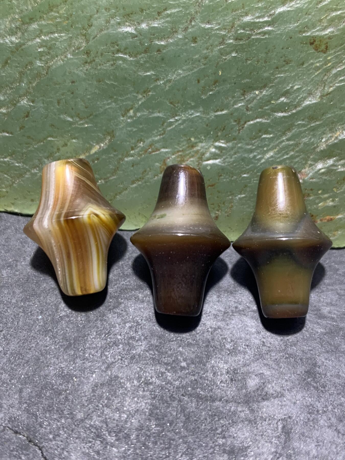 高玉化纹缠丝玛瑙随形通货碟珠一组，