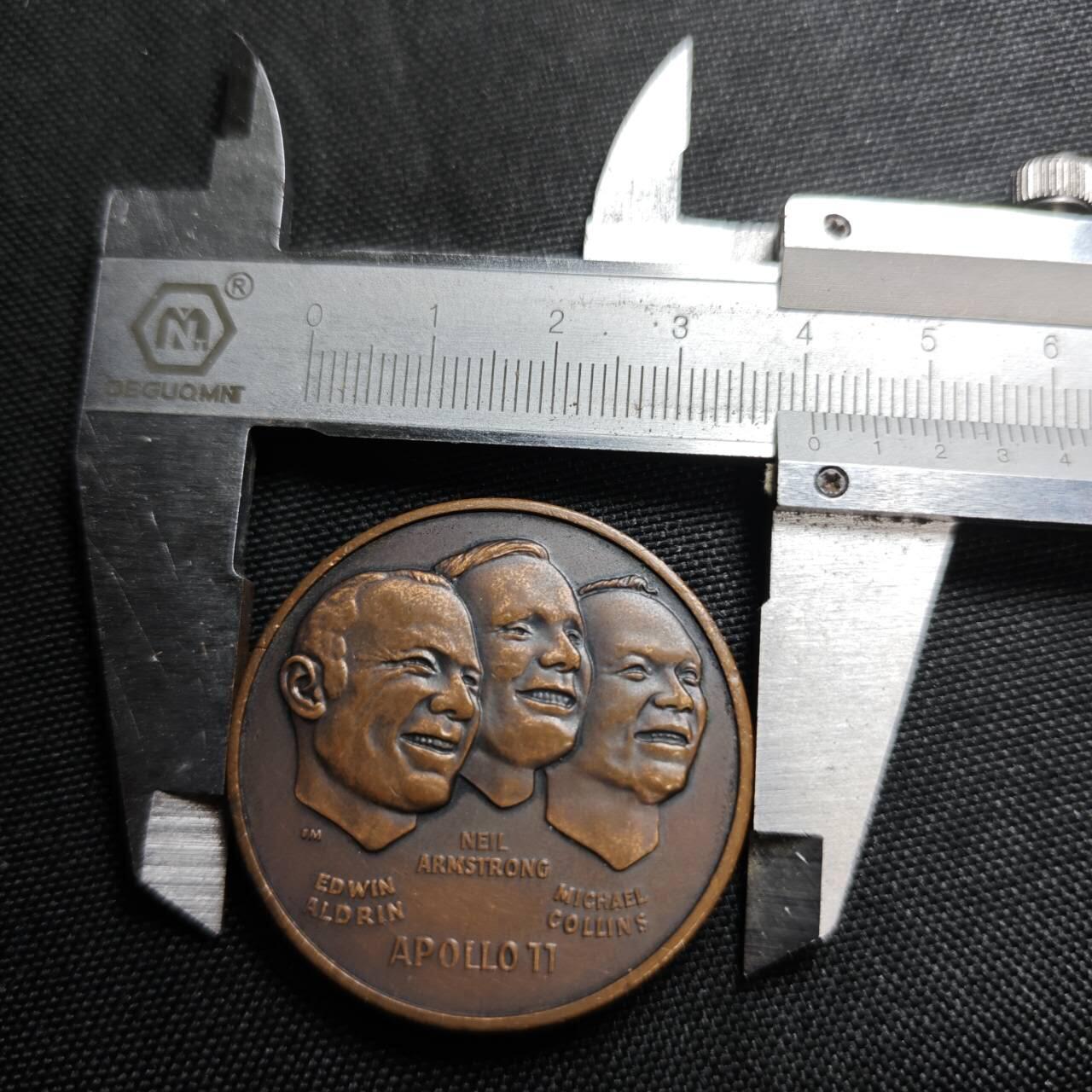 KK钱币收藏小铺 （套币 好品/批量散币 银币）专场  2月预留时间 周末发货  1969美国航天登月纪念章 