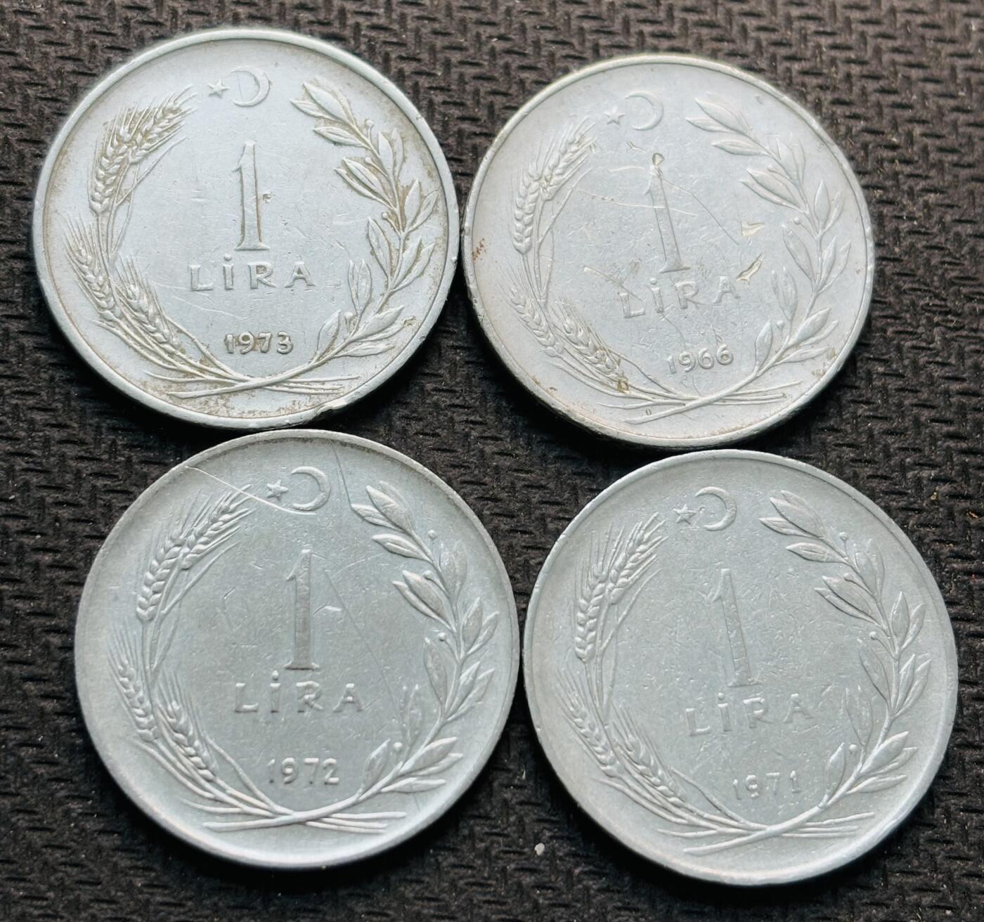 文馨钱币收藏第 284 场，【 长期接收代拍品】老藏家拍品南朝鲜李承晚时期货币，泰国大型纪念币，土耳其各时期及各国套币场 星月形向左 1966-73 年土耳其 1 里拉 4 枚