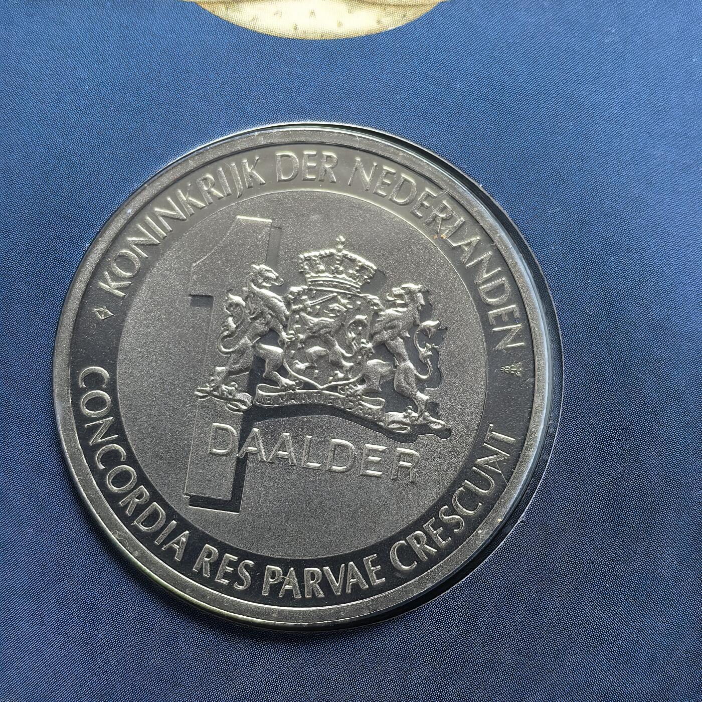 道一币馆币章第一百五十六场 原包装 荷兰郁金香的历史1蒂罗尔纪念币