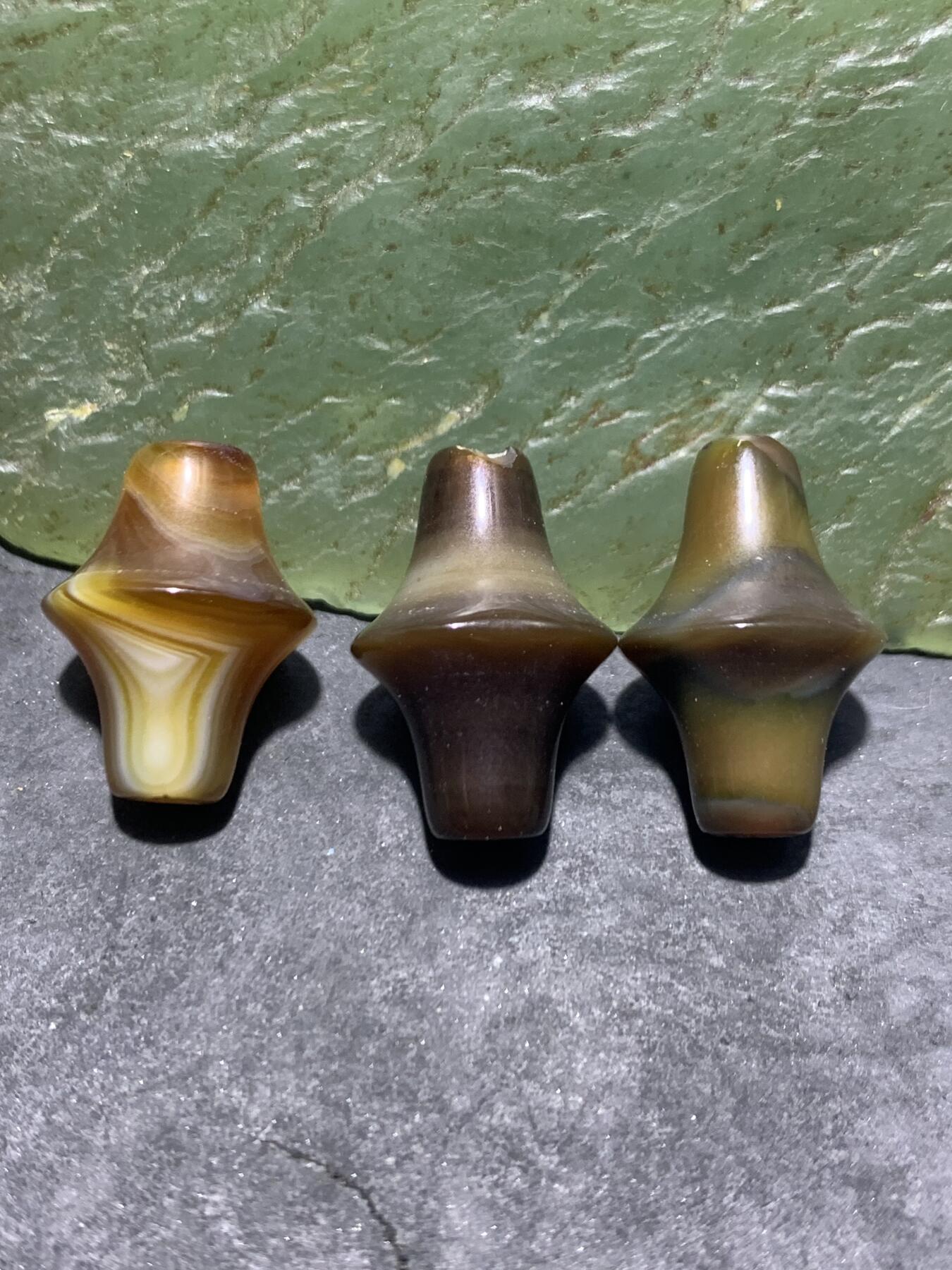 高玉化纹缠丝玛瑙随形通货碟珠一组，