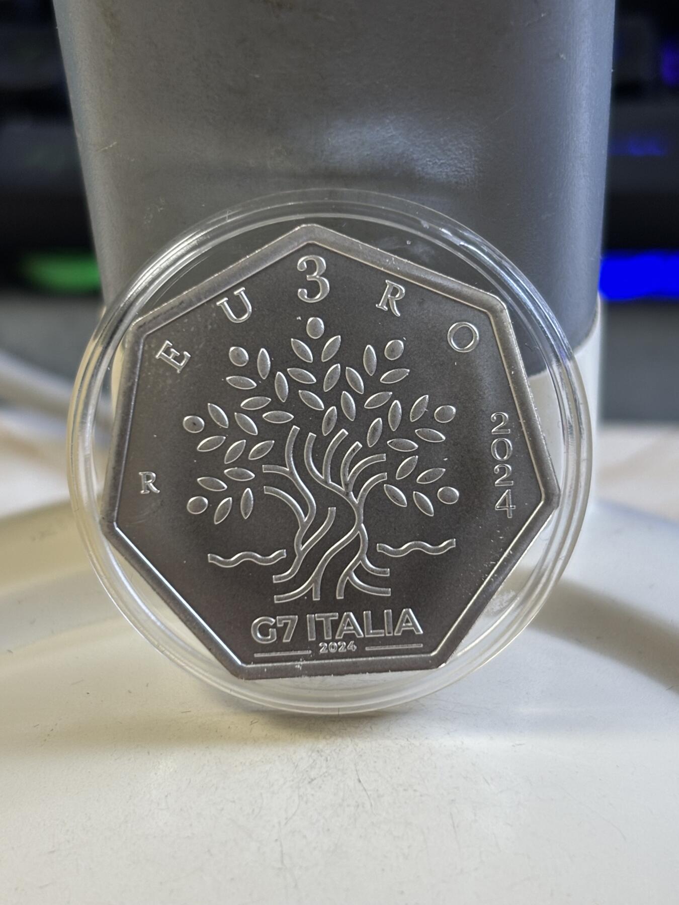 第183期拍卖 意大利2024年七国集团G7首脑峰会主宾国女神银币，925银，20.24克，发行4000枚，有手印