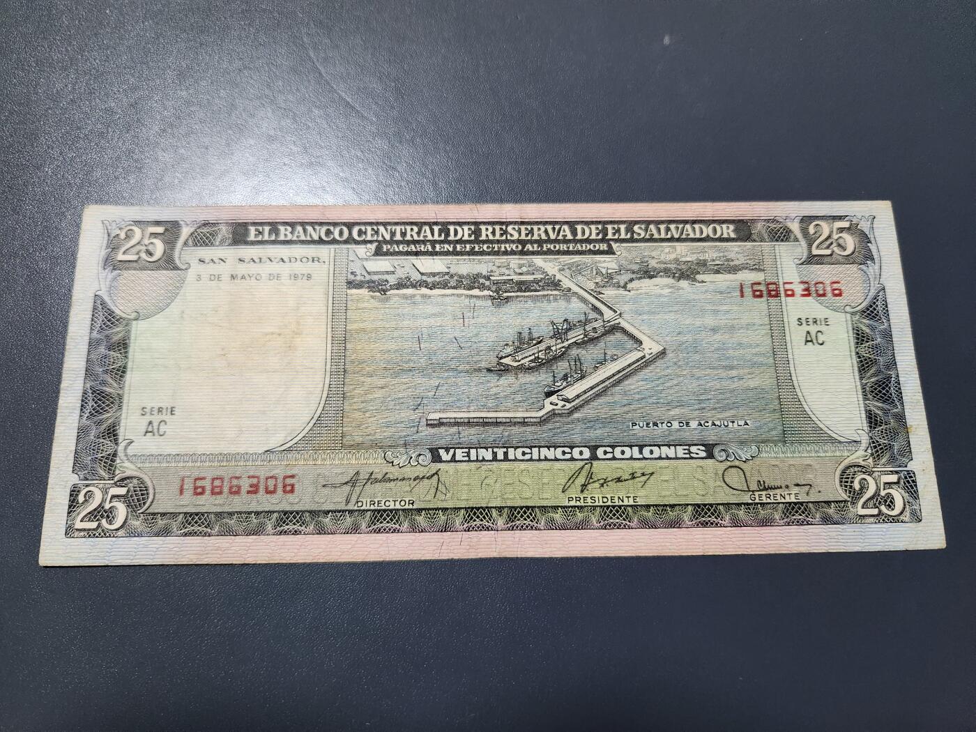 12月3号晚上8点 外国纸币自动截拍第67场 背面小头版