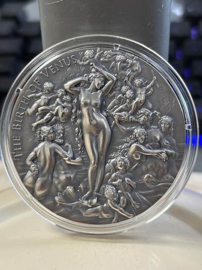 第184期拍卖 - 喀麦隆2021年国色天香系列3维纳斯诞生2盎司银币，999银，发行500枚