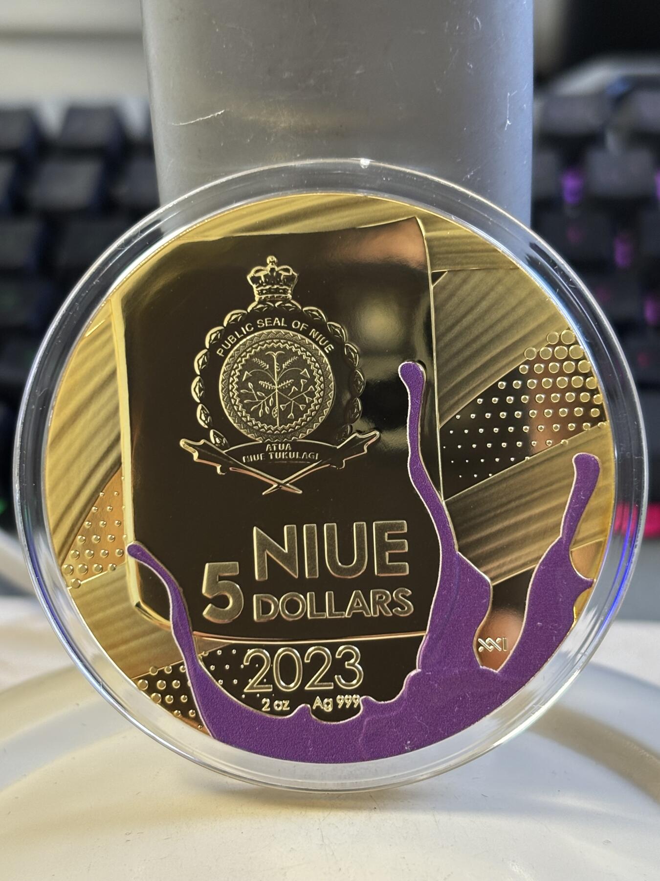 第183期拍卖 纽埃2023年波普艺术系列蒙娜丽莎2盎司纪念彩银币，999银，发行500枚