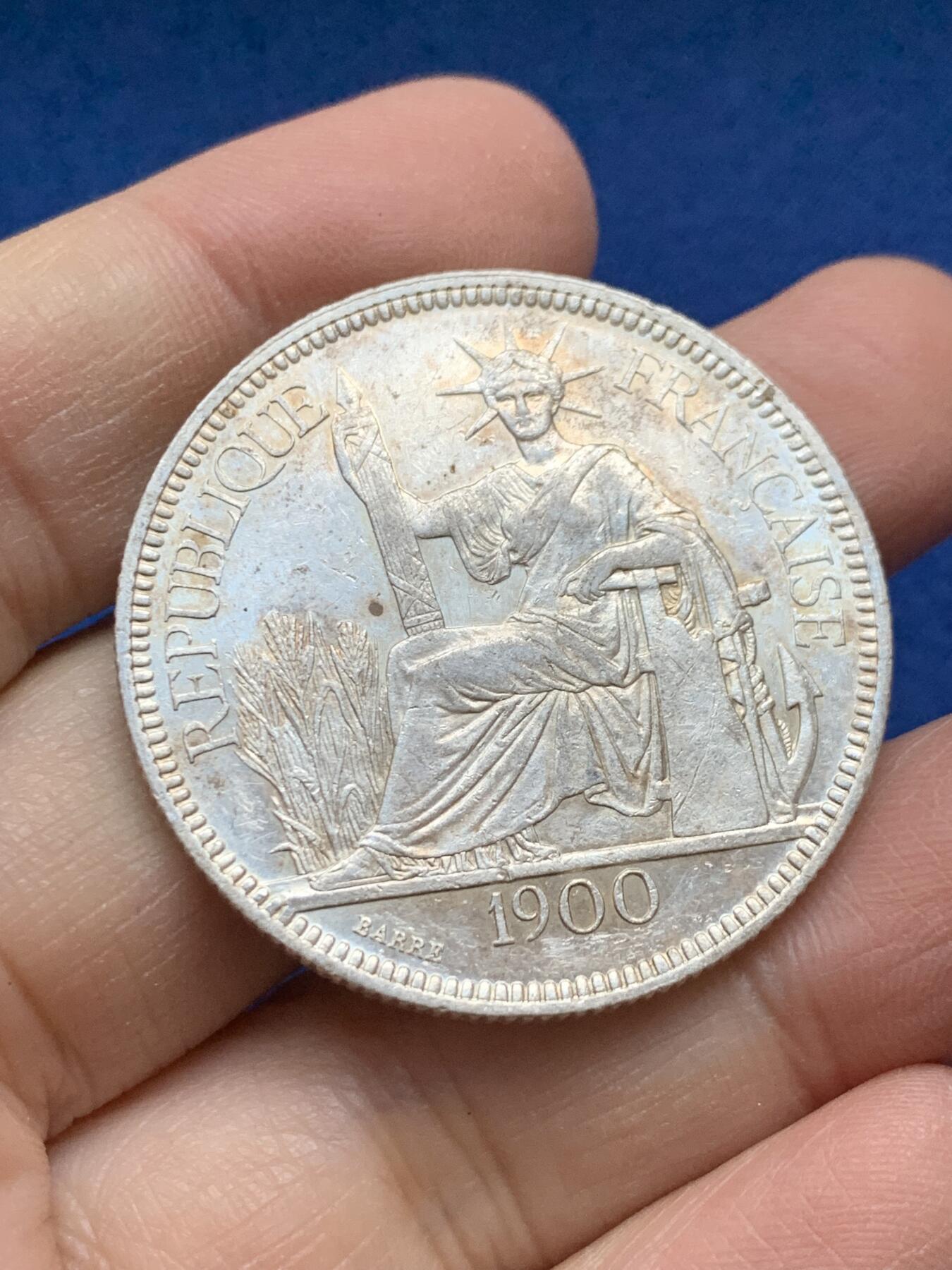 《竞宝斋》第443场 周日，周一，2场连拍 （全场包邮） 法属印支1900年坐洋1皮阿斯特银币 细节见图