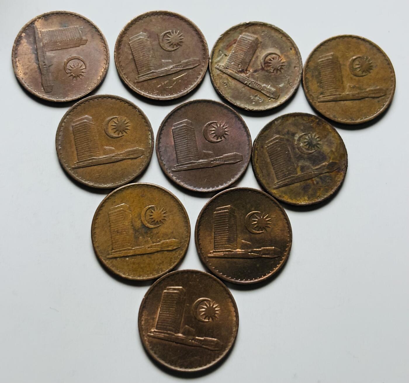 文馨钱币收藏第 284 场，【 长期接收代拍品】老藏家拍品南朝鲜李承晚时期货币，泰国大型纪念币，土耳其各时期及各国套币场 好品马来西亚大厦版 1 分 10 枚