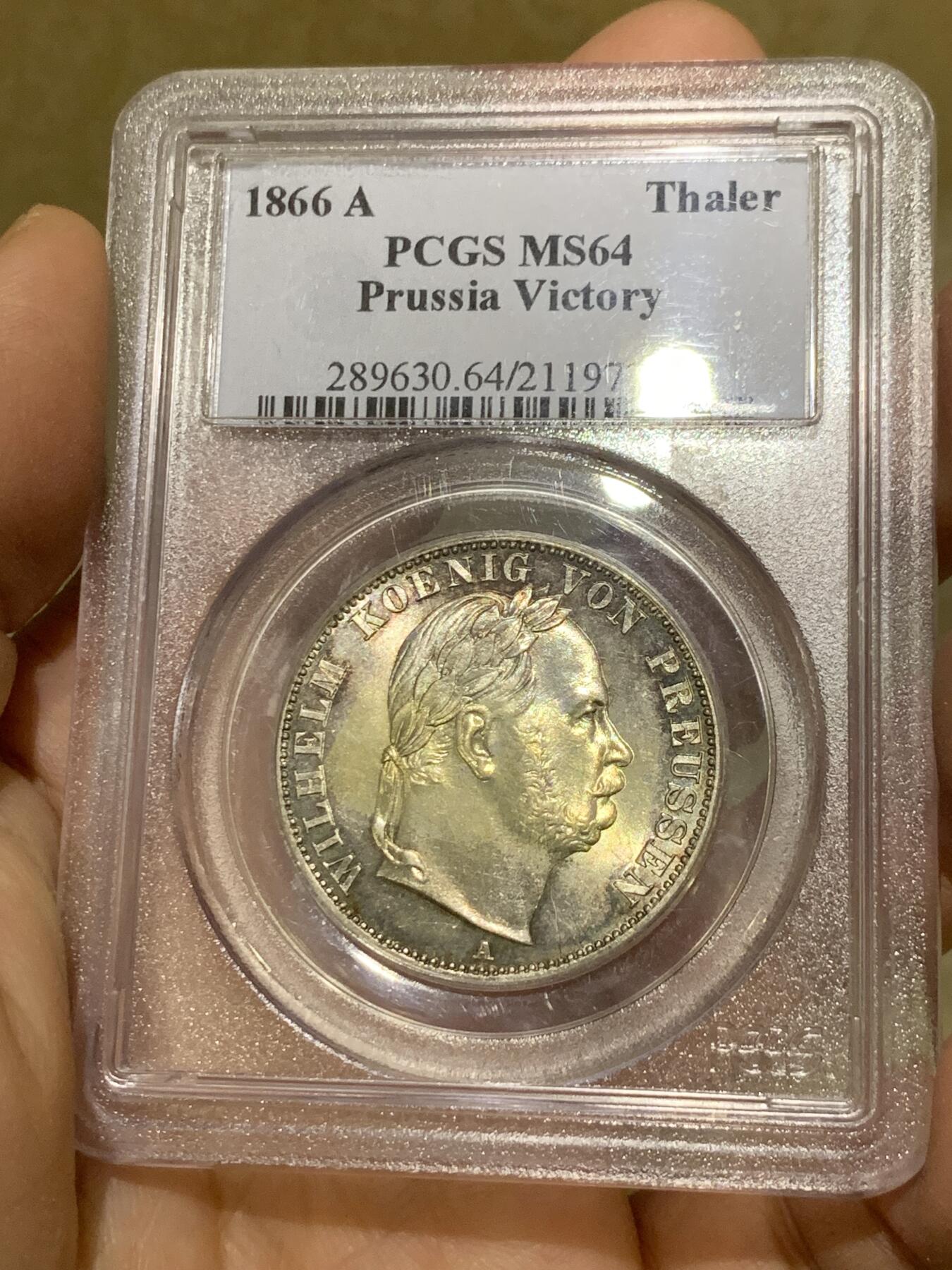 《竞宝斋》第443场 周日，周一，2场连拍 （全场包邮） PCGS MS64 德国 1866年 普鲁士战胜奥地利 胜利泰勒 独年发行 犀利细节 车轮转光 老盒来说 非常难得了