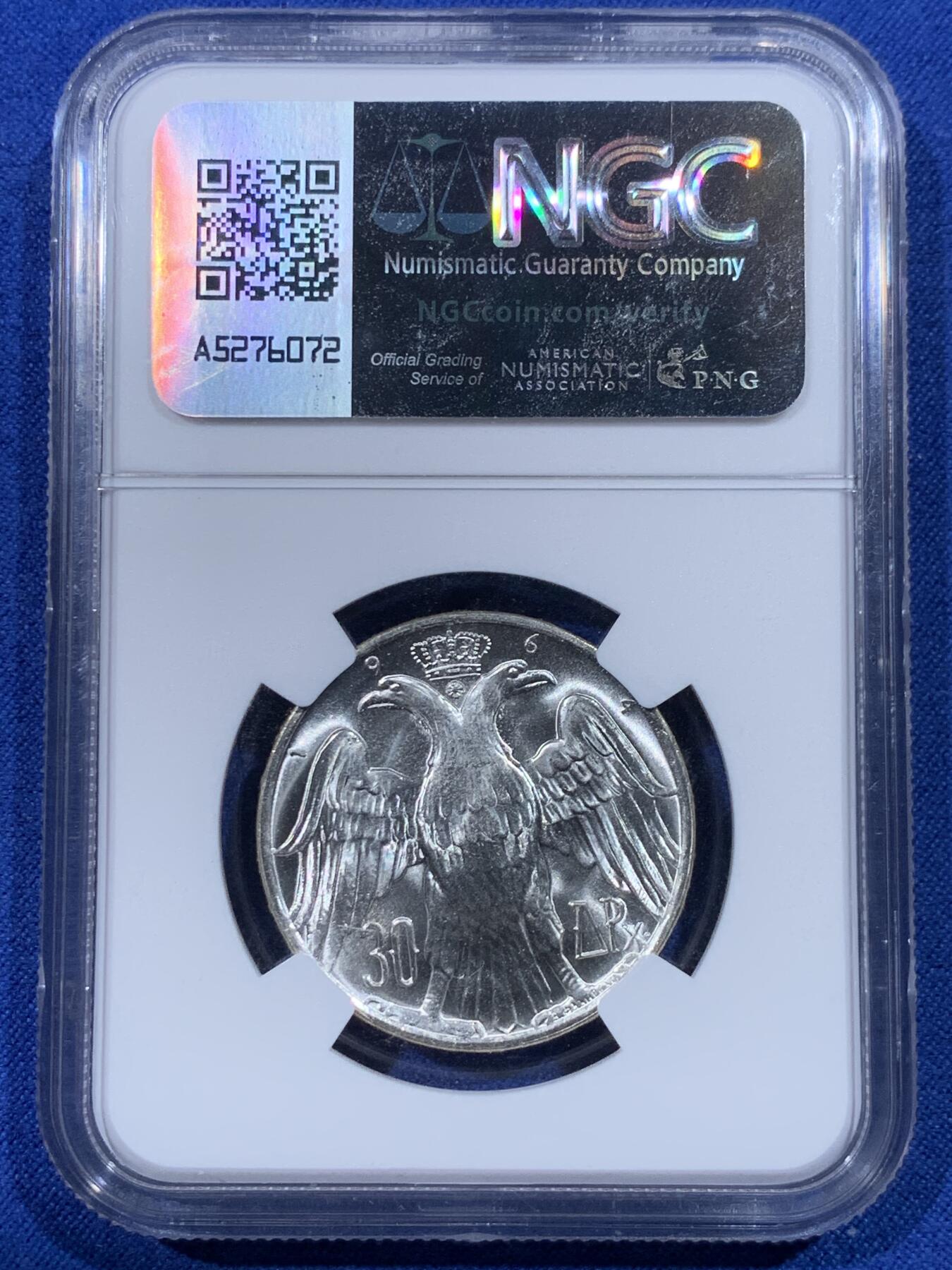 《竞宝斋》第443场 周日，周一，2场连拍 （全场包邮） NGC MS65 希腊1964年康斯坦丁二世皇室婚礼30德拉马克银币，银光闪闪，币面清爽干净又漂亮，转光强烈细节优秀。