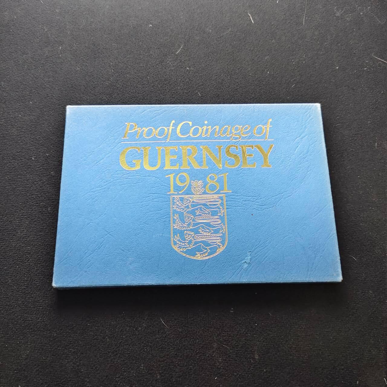 【全场包邮】纯粹捡漏拍485场（免费代拍第22场） 根西1981年官方发行皇家厂经典信封装精制套币-含根西百合1镑精制币-盒证全-PS9