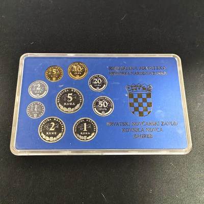 【全场包邮】纯粹捡漏拍485场（免费代拍第22场） - 【稀少】克罗地亚2004年偶数年拉丁文版官方精制套币-量2000