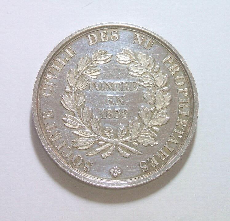 【银】法国1838年 女神坐像高浮雕精制大银章 40MM 38克