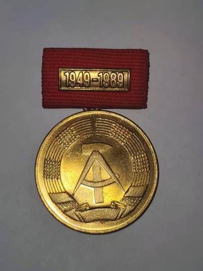 韵星假日拍卖第三十一期 -- Rimey Holidays Auction 31 - 民主德国建国四十周年纪念奖章