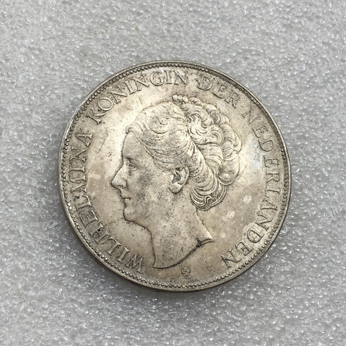 世界钱币专场拍卖 每周二开拍 1930年荷兰威廉明娜女王2.5盾流通银币 25克