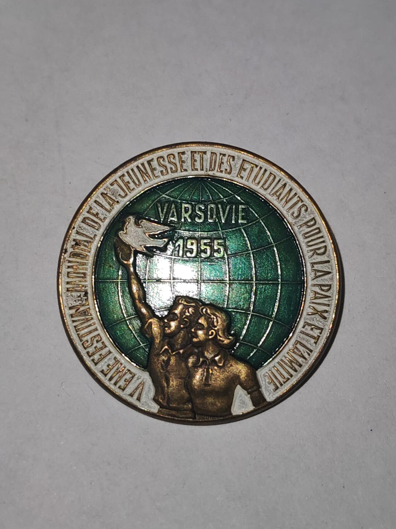 韵星假日拍卖第三十一期 -- Rimey Holidays Auction 31 波兰人民共和国1955华沙第五届青年和学生世界大会代表证章 铜镀金 极早期版本 保存非常好