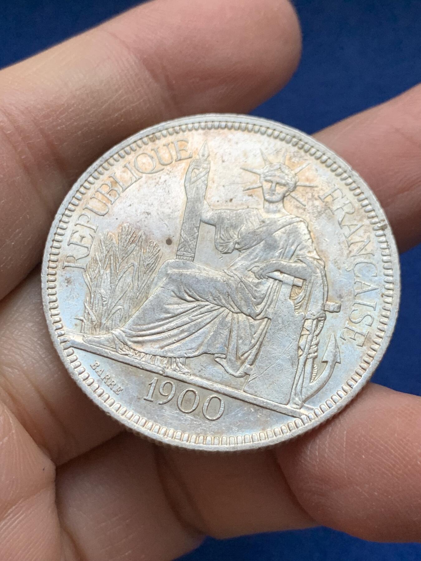 《竞宝斋》第443场 周日，周一，2场连拍 （全场包邮） 法属印支1900年坐洋1皮阿斯特银币 细节见图