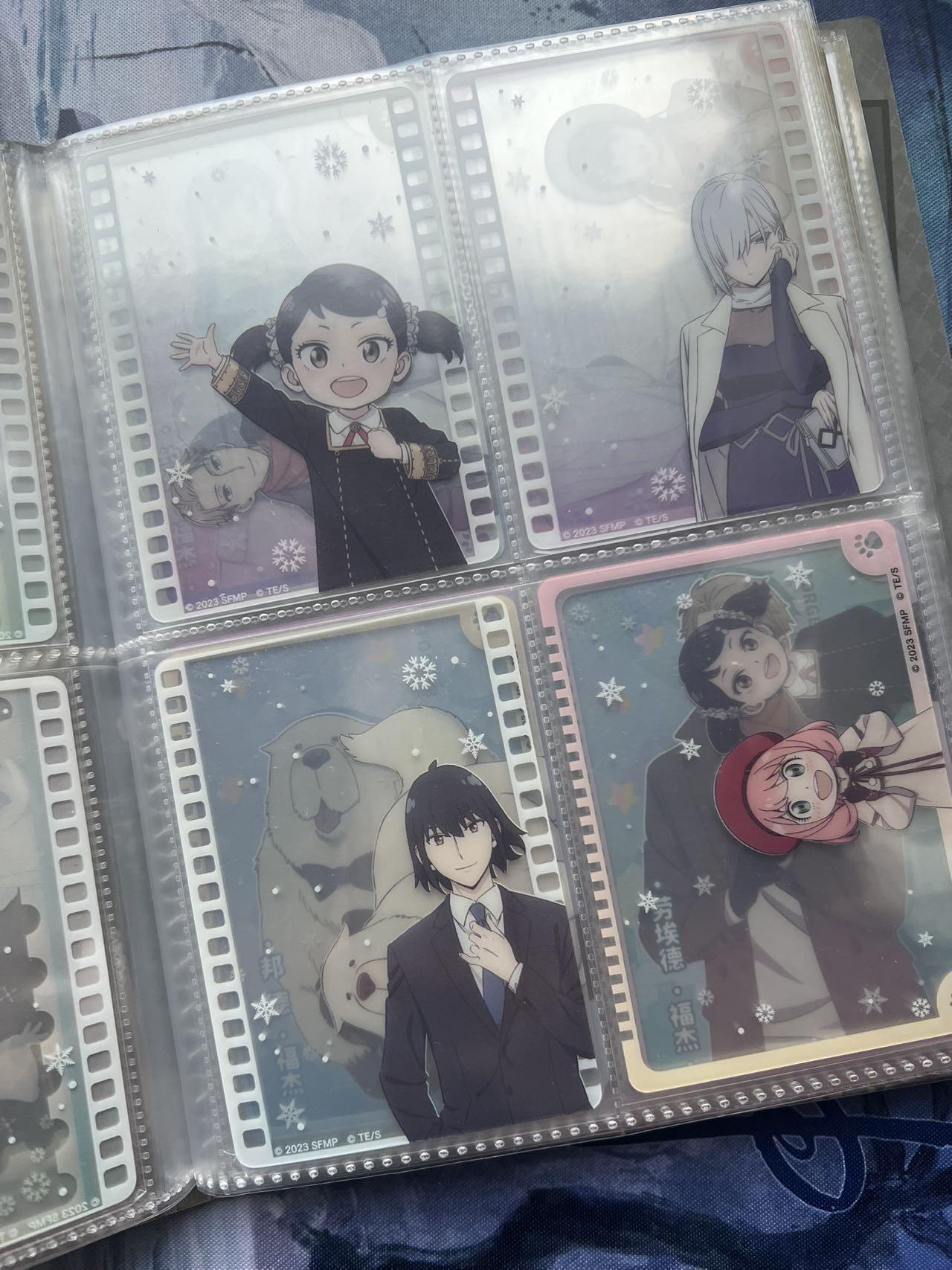 【随心含颖卡拍51期】卡游/集卡社/卡卡沃 抽卡机专场拍卖【无佣金】 【卡册】间谍过家家+三丽鸥 一本80张