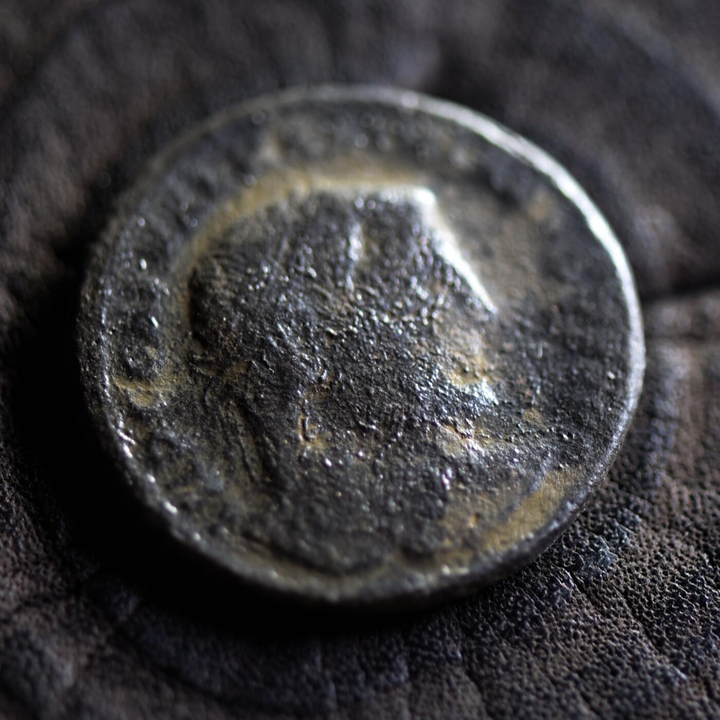 【良泉】【元旦直播场】1月1日晚19.30点开拍！208组西方古代钱币、日本朝鲜花钱 公元307-310年【古罗马】伽列里乌斯“精力之神”洗银富力大铜币，8.95克