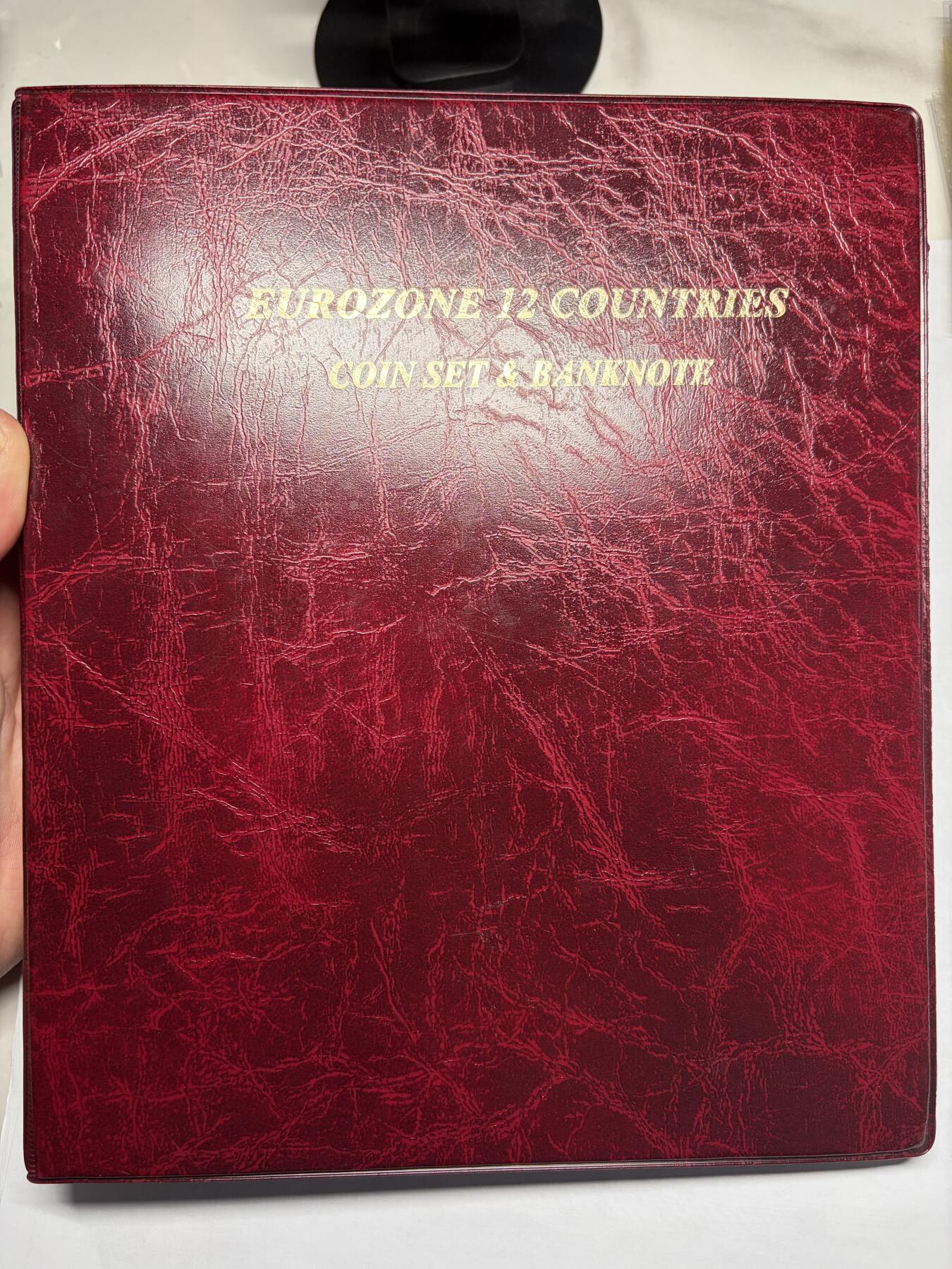 2025年集古藏今外币拍卖第十期-第10场—（总第290拍-纸币专场），本期拍完结算一次，发货时间2-3天，休息几天后继续新的一期拍卖。 入欧盟前初创12国纪念空册一本