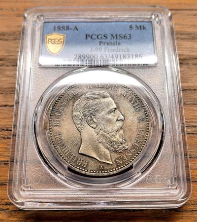 纫秋兰以为佩·凡希社微拍感恩专场 - 1888德国普鲁士三皇之年5马克短翅鹰PCGS-MS63，包浆极赞的一枚