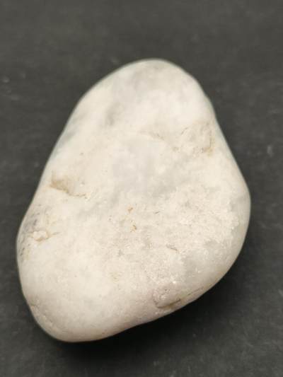 猩哥外币小铺➨【第204场】 - 和田玉53克