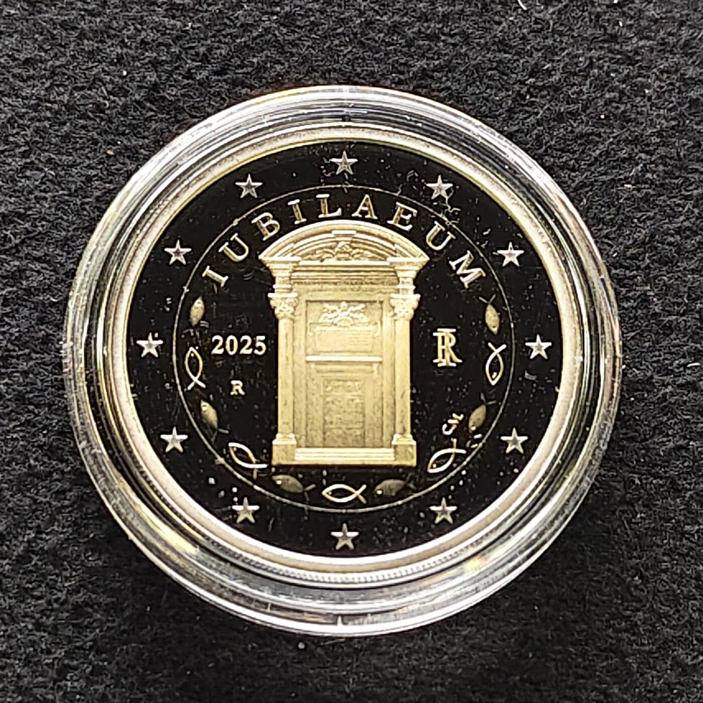 【全场包邮】纯粹捡漏拍483场（免费代拍第20场） 意大利2025年2欧元圣年双色精制纪念币-盒证全