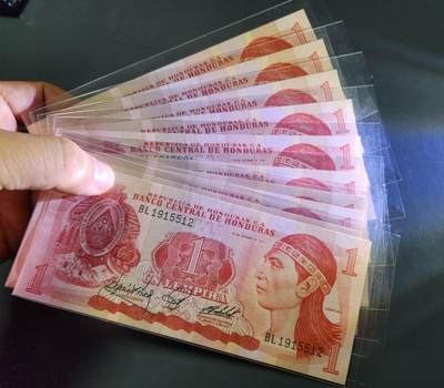 12月3号晚上8点 外国纸币自动截拍第67场 - 洪都拉斯1984年1。10张断续连号
