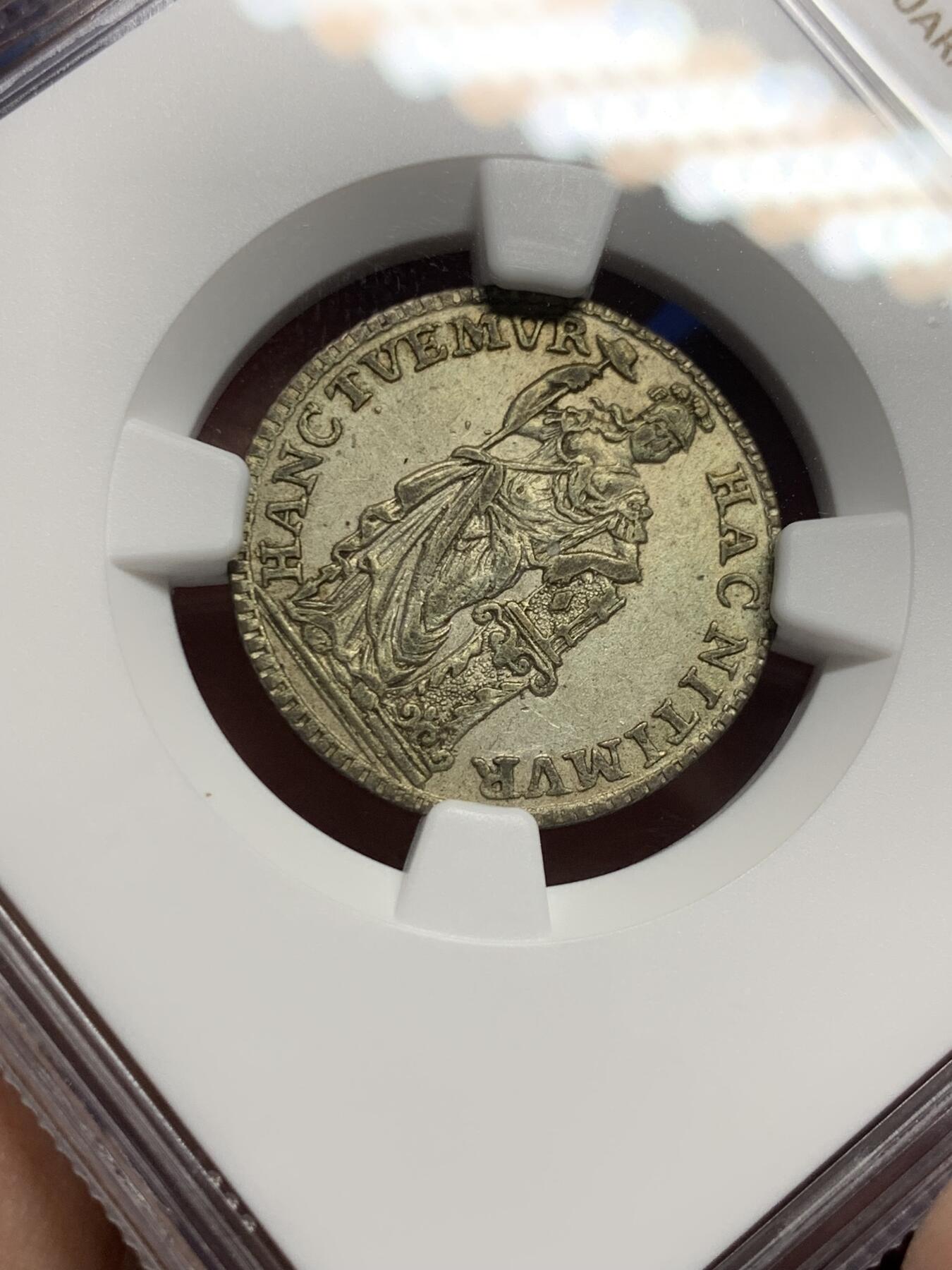 《竞宝斋》第443场 周日，周一，2场连拍 （全场包邮） NGC AU58 尼德兰（荷兰） 1759年 1/4盾银币 荷兰三剑客之一的站人银币 细节一流 包浆不错