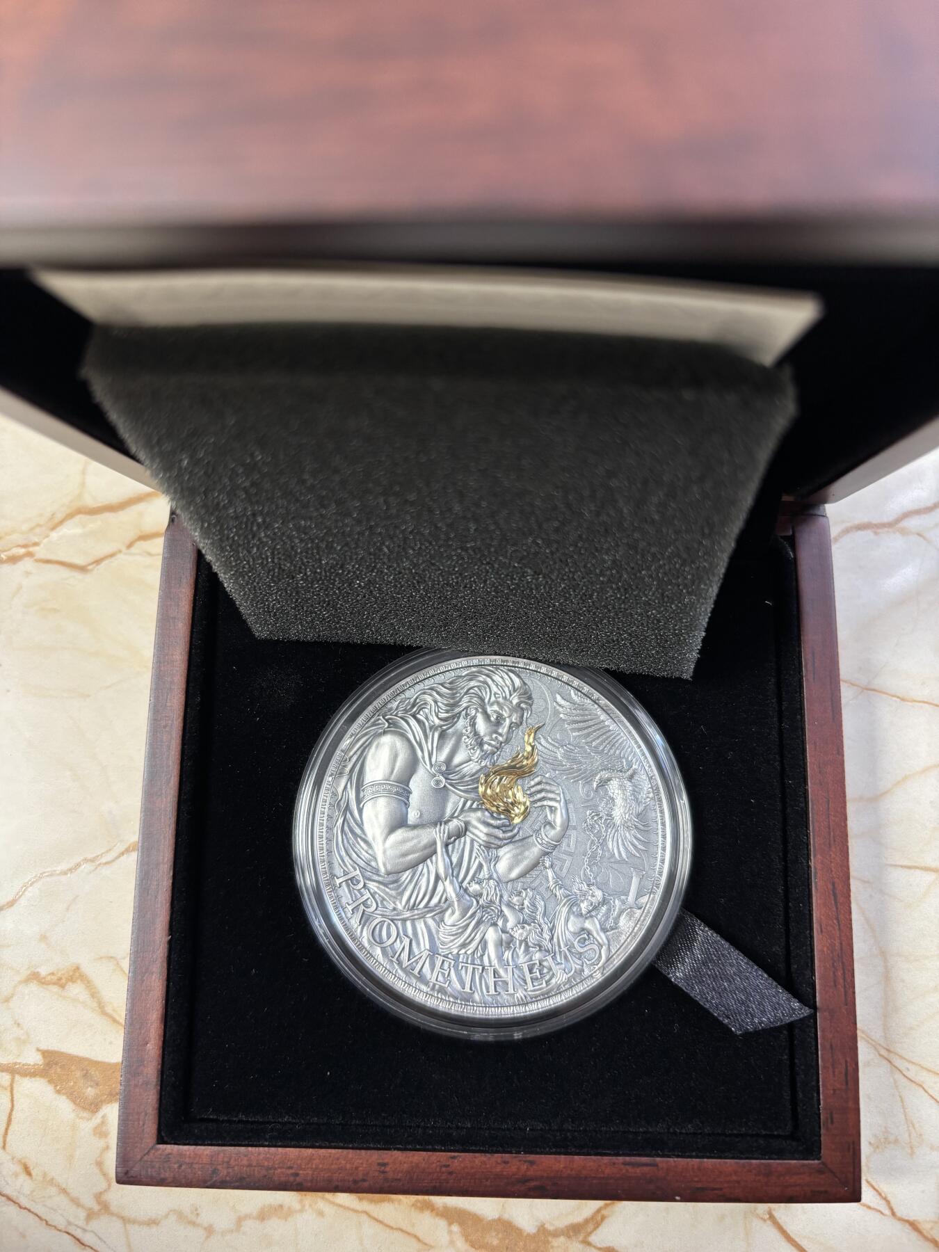 第184期拍卖 喀麦隆2023年希腊神话普罗米修斯3盎司高浮雕银币，999银镀金，发行500枚