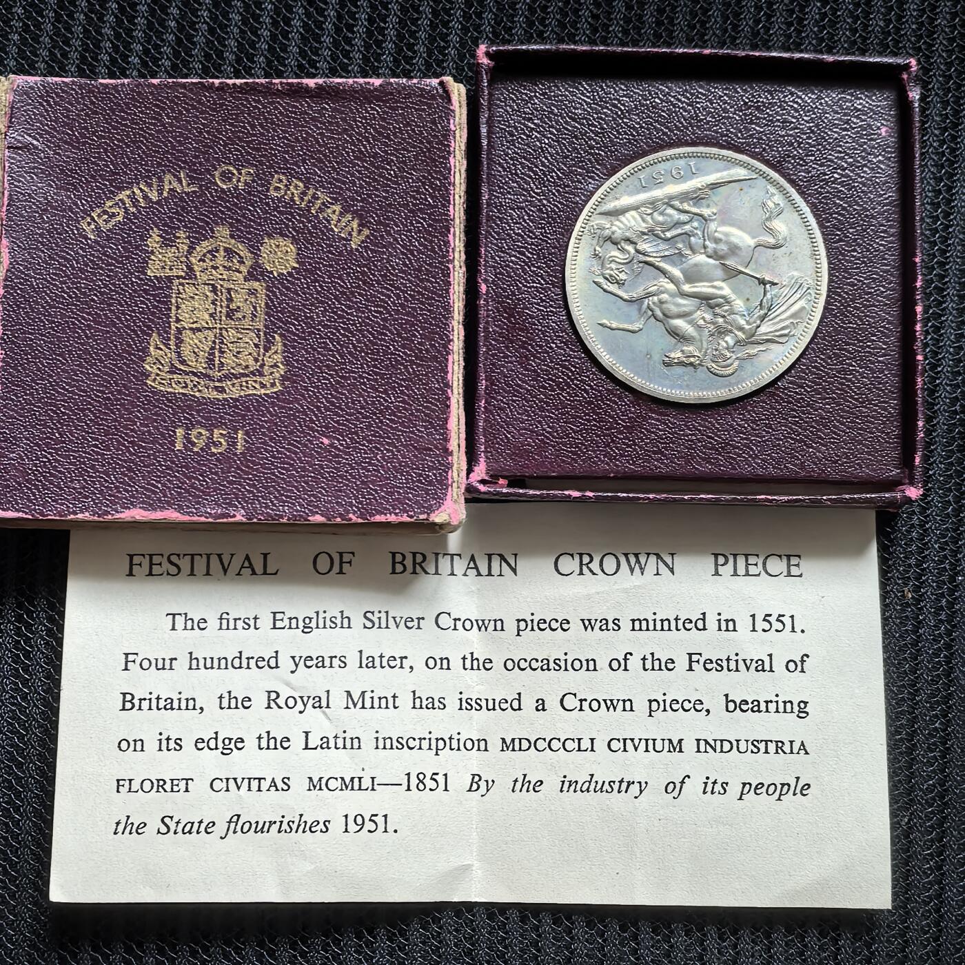 道一币馆币章第一百五十六场 原包装红盒带证 英国1951年乔治六世镍马剑克朗