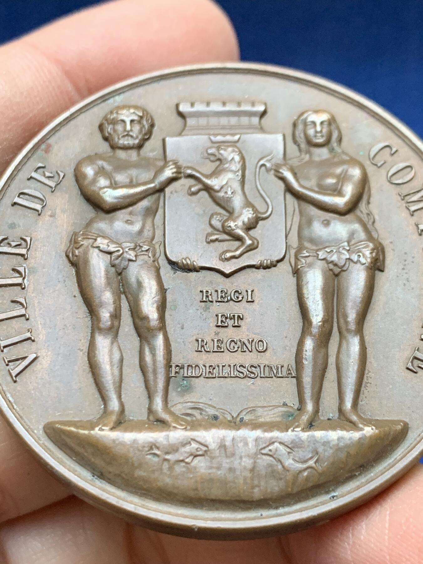 《竞宝斋》第443场 周日，周一，2场连拍 （全场包邮） 法国贡比涅市卓越贡献大铜章 直径50.5mm 重量76.3克 1979 丰饶角铜标