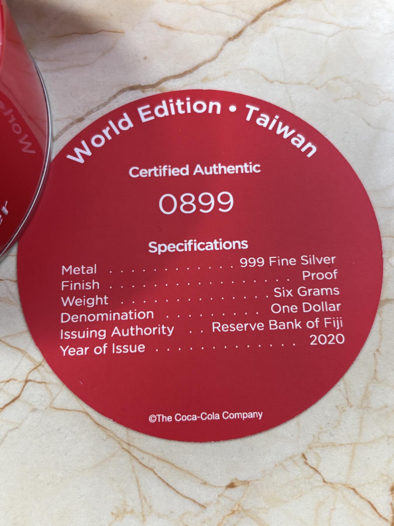 第184期拍卖 斐济2020年可口可乐瓶盖型台湾繁体字体版彩色纪念银币，999银，6克，发行1000枚