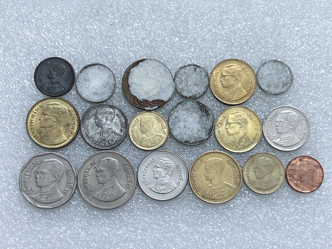 第一海外回流一元起拍收藏 散集专场  第274期 泰国硬币 18枚 无重复