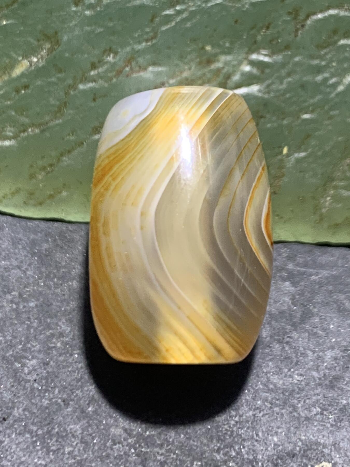 高玉化荔枝冻天眼纹缠丝玛瑙随形桶珠一颗