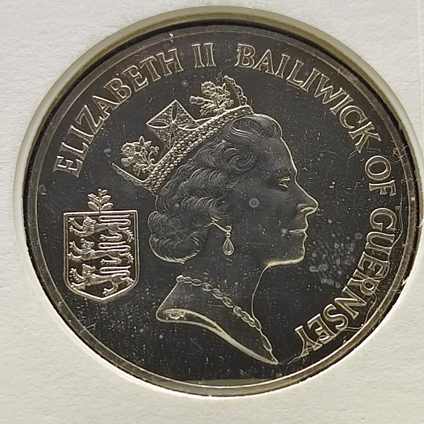 【全场包邮】纯粹捡漏拍482场（免费代拍第19场）-币封+套装+富兰克林（注意佣金） 【邮币封】根西1994年2镑诺曼底登陆50周年克朗型纪念币邮币封