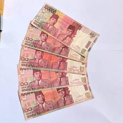 各国外币第100期 无佣金 - 印度尼西亚10万卢比不同年份5张
