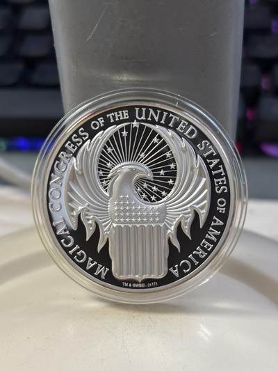 第184期拍卖 - 库克2017年哈利波特神奇野兽高浮雕纪念银币，1盎司，999银，