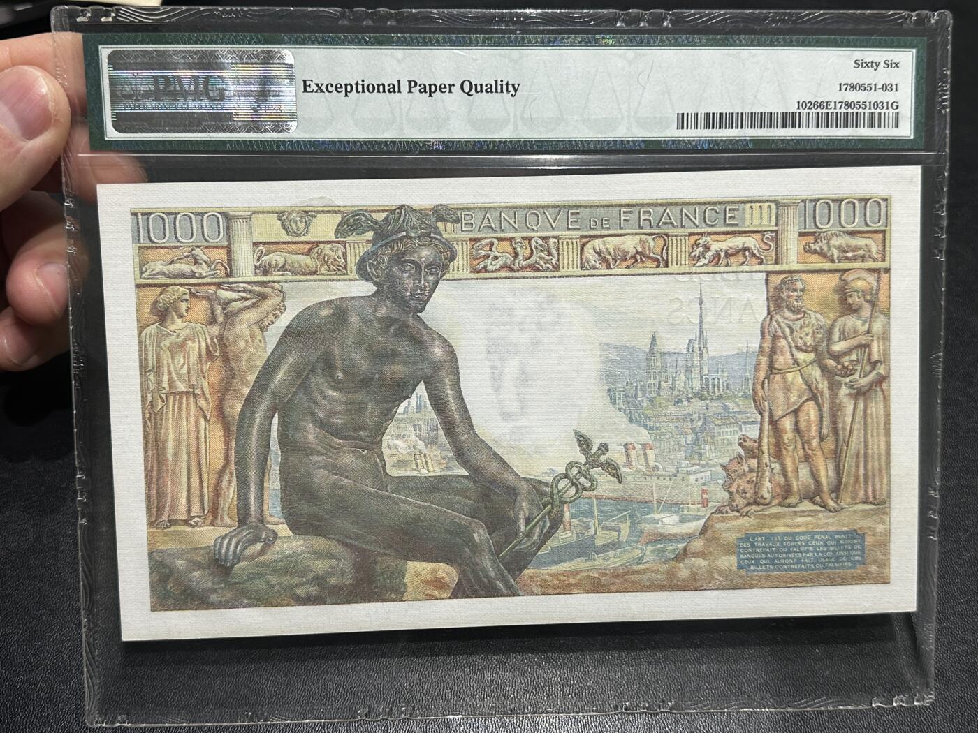 《外钞收藏家》第五百九十期（欧洲强钞、港币、硬通货及丰富裸币大拍场）（本平台长期征集拍品、欢迎藏友们联系合作） 1942年法国100法郎 PMG66 精美大票幅