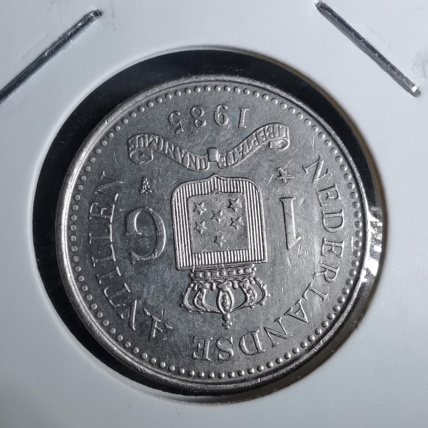 沼泽如烟--第918场 荷属安的列斯1985年1盾