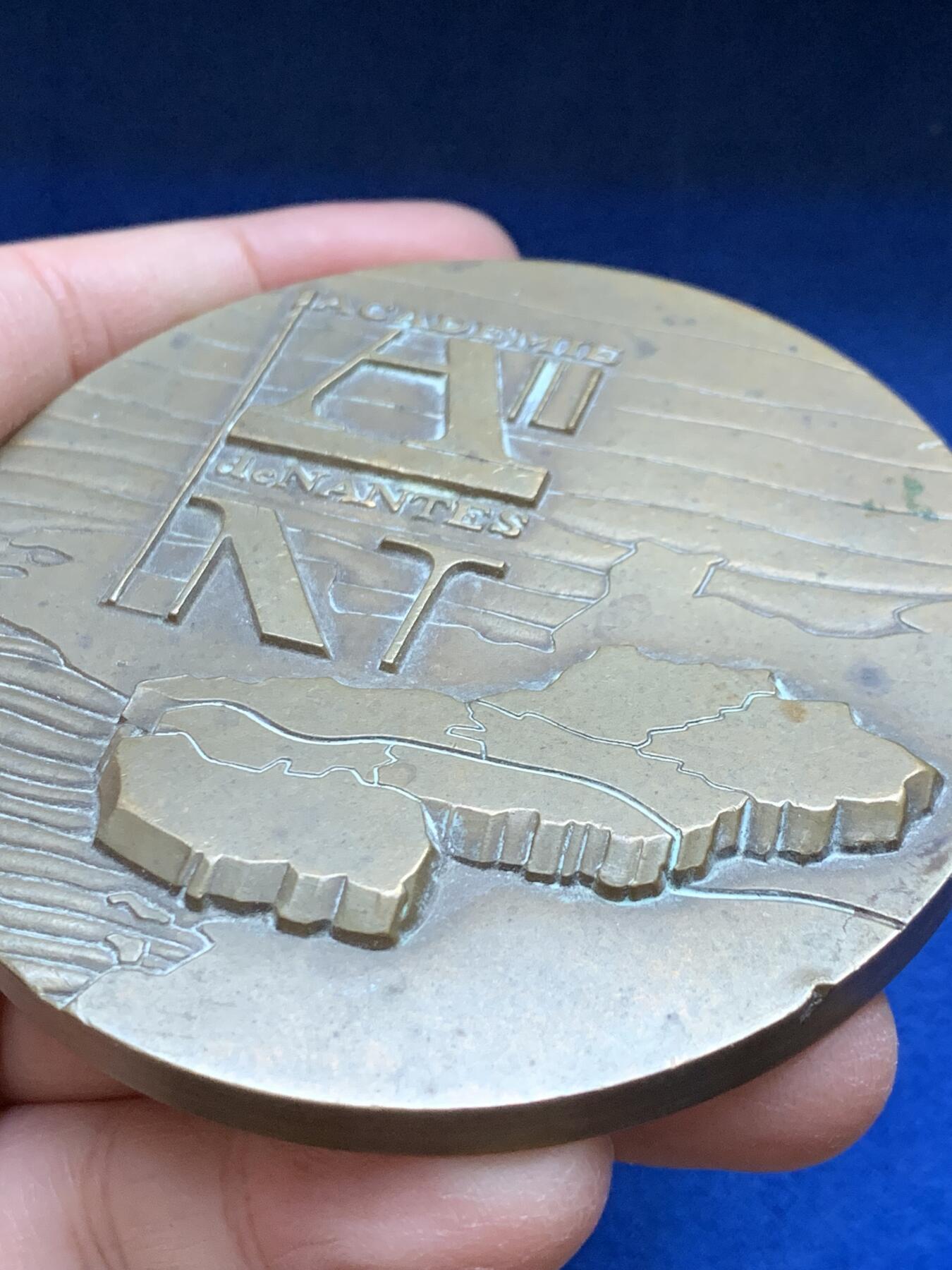 《竞宝斋》第443场 周日，周一，2场连拍 （全场包邮） 法国南特大学区区长大铜章 直径79.5mm 重量274.8g