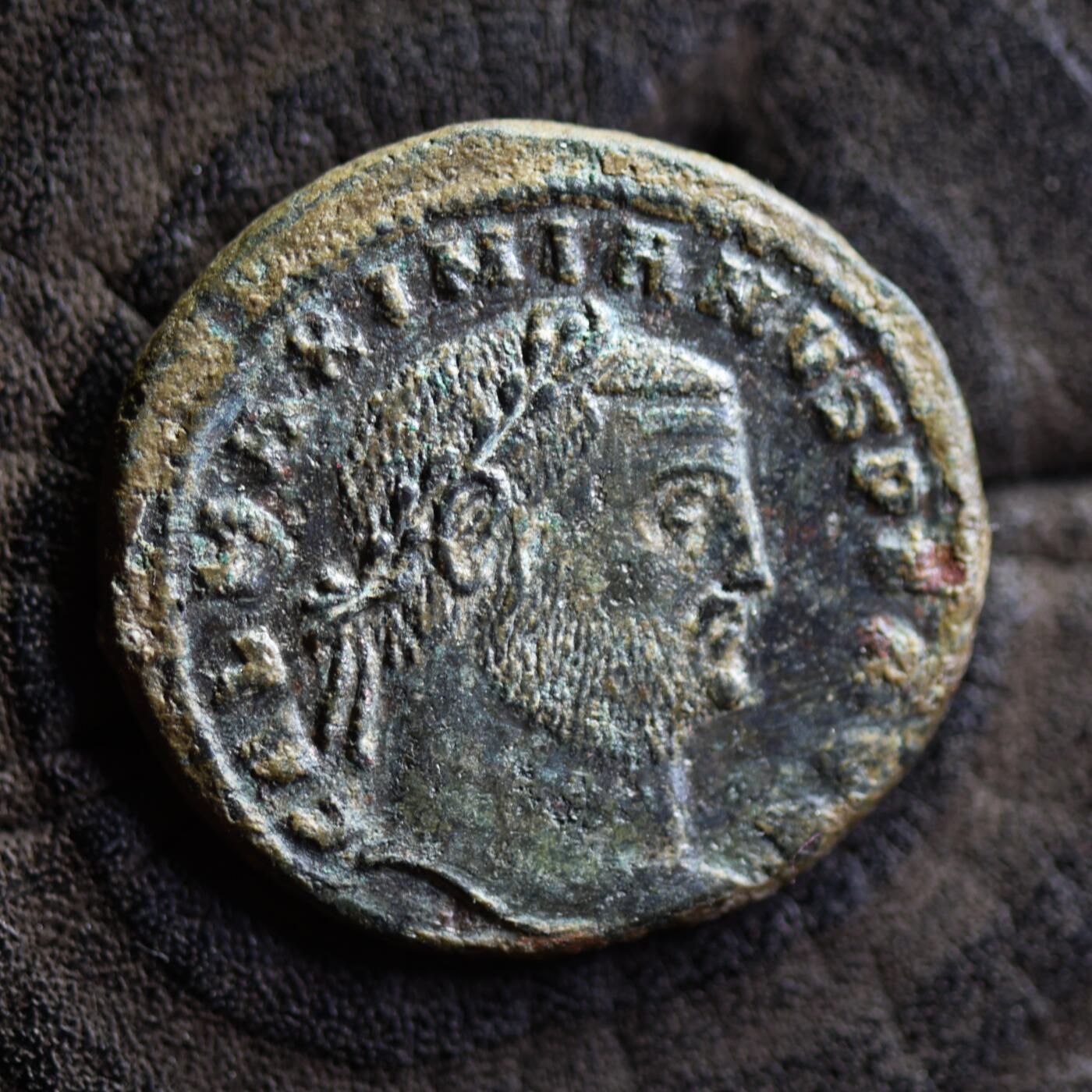 【良泉】【2025年最后一场】12月18日晚19.30点开拍！188组【直播场】西方古代钱币、丝路杂项、印章！ 【极美品】公元308-309年【古罗马】伽列里乌斯“精力之神”洗银富力大铜币，基齐库斯造币厂打制，7.36克