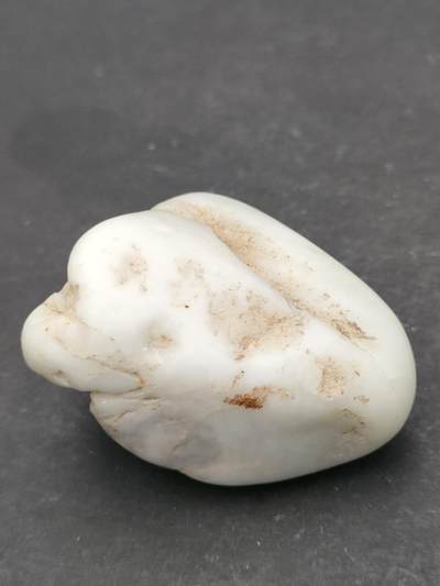 猩哥外币小铺➨【第204场】 - 和田玉原石57克